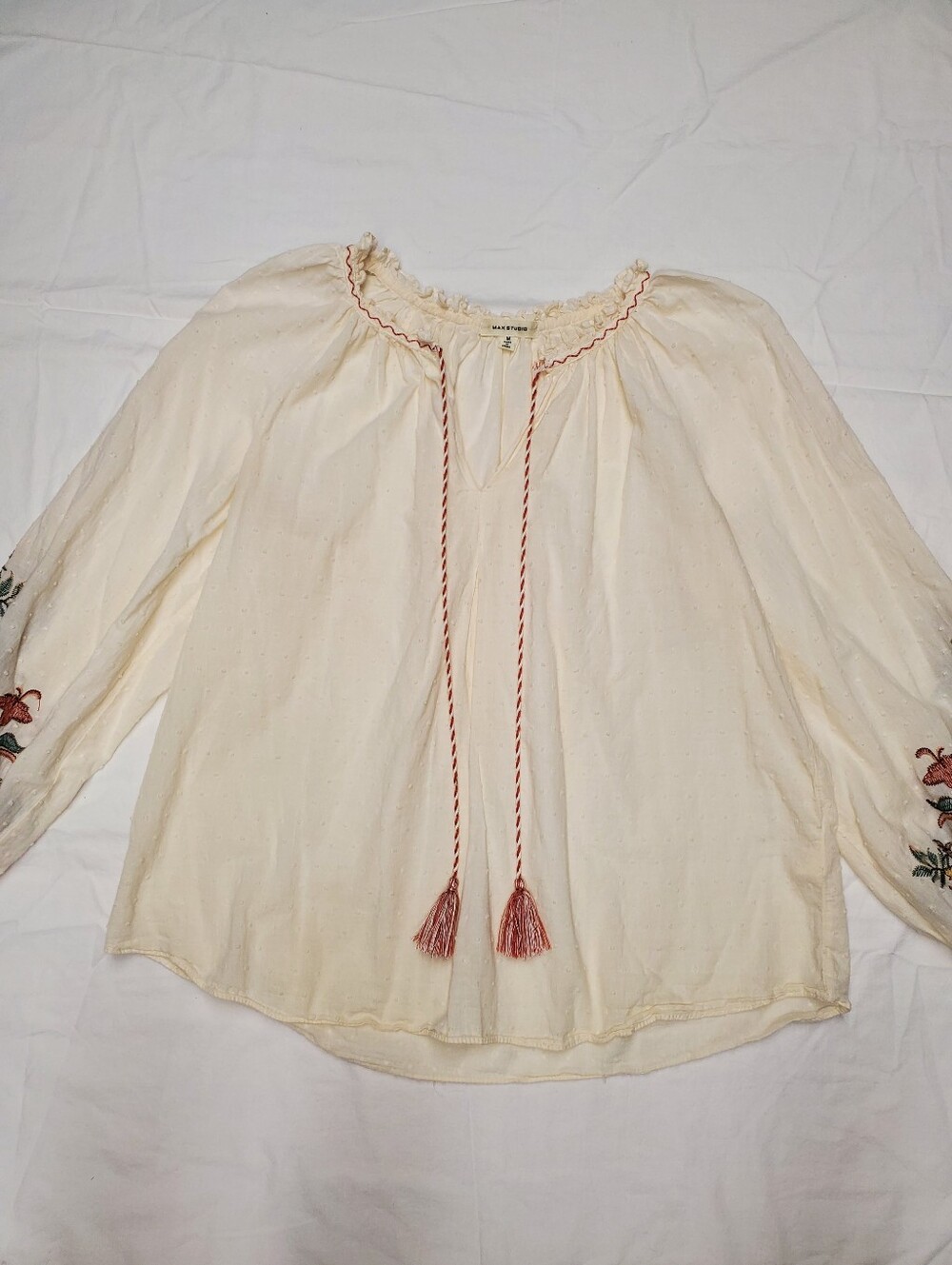 Max Studio Swiss Dot Peasant Blouse M Ivory Floral Embroidered Sleeve Boho Top